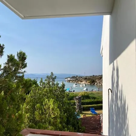 House Seafront Latoura #sithonia *